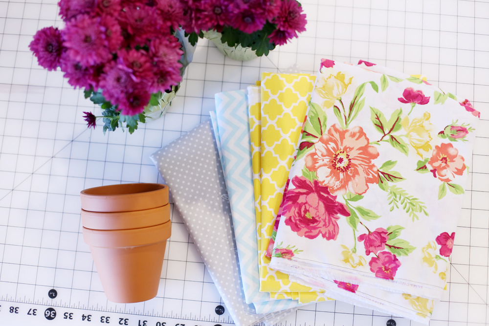 DIY Fabric Pots for Centerpiece by Sugar Bee Crafts